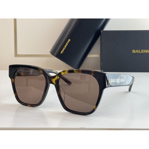 Balenciaga AAA Quality Sunglasses #983847