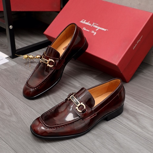 Salvatore Ferragamo Leather Shoes For Men #983898