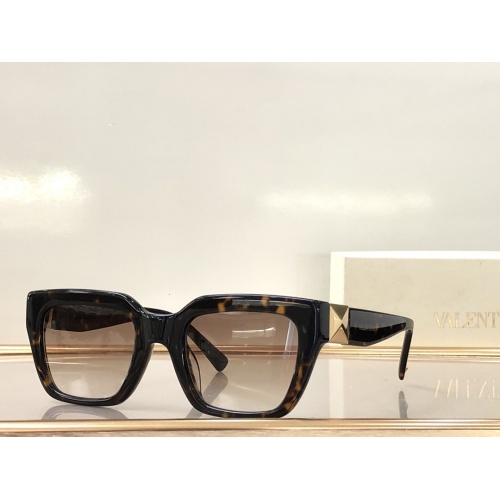 Valentino AAA Quality Sunglasses #983950