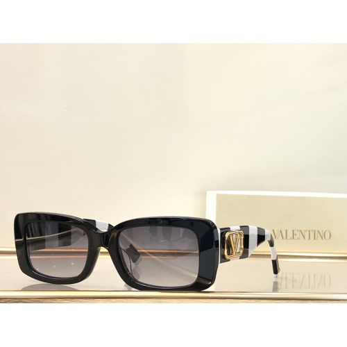 Valentino AAA Quality Sunglasses #983957