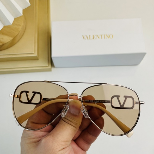 Valentino AAA Quality Sunglasses #983961