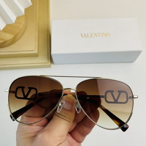 Valentino AAA Quality Sunglasses #983962