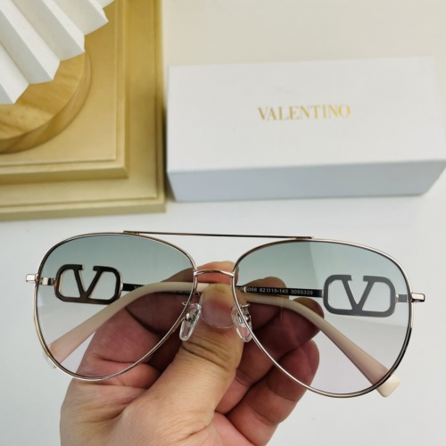 Valentino AAA Quality Sunglasses #983963