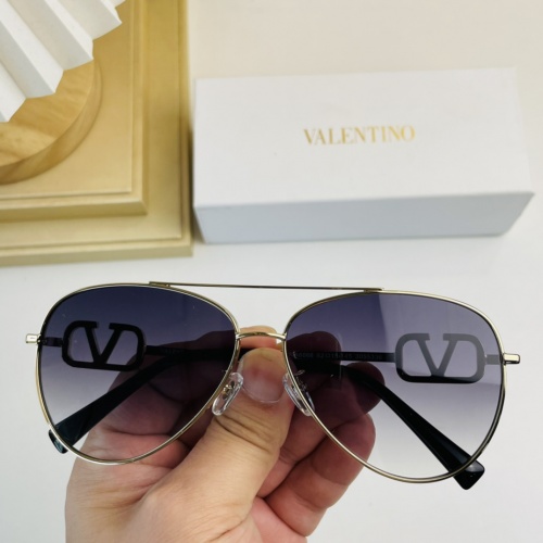 Valentino AAA Quality Sunglasses #983965