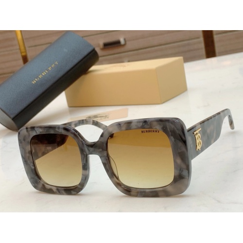 Burberry AAA Quality Sunglasses #984076