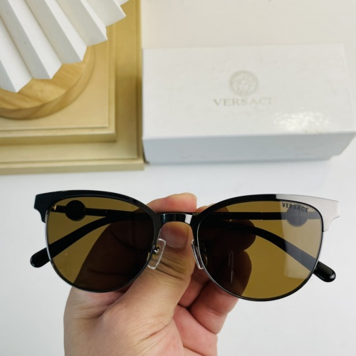 Versace AAA Quality Sunglasses #984245