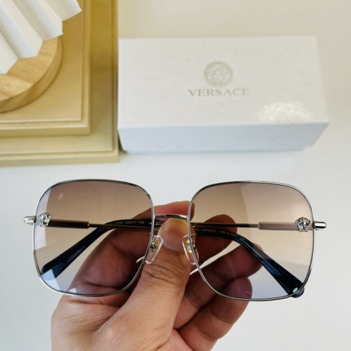 Versace AAA Quality Sunglasses #984280