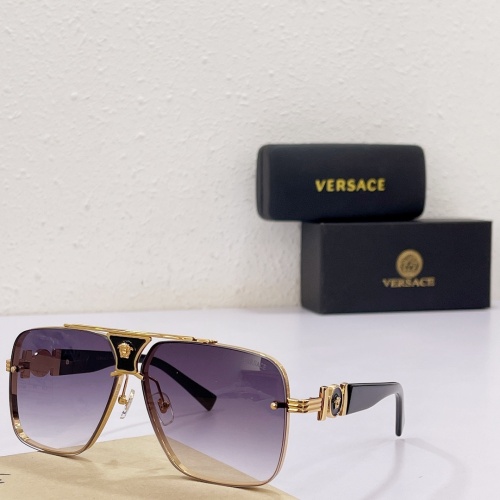 Versace AAA Quality Sunglasses #984287