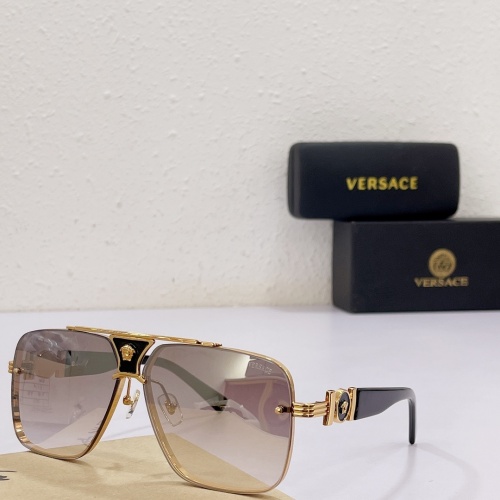 Versace AAA Quality Sunglasses #984291