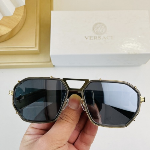 Versace AAA Quality Sunglasses #984294