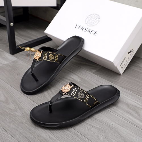 Versace Slippers For Men #984309