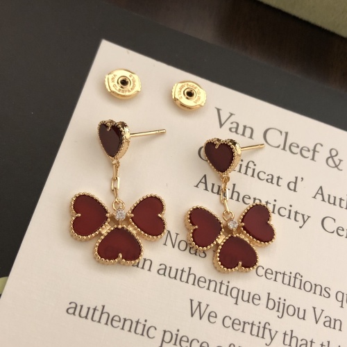 Van Cleef & Arpels Earrings For Women #984631