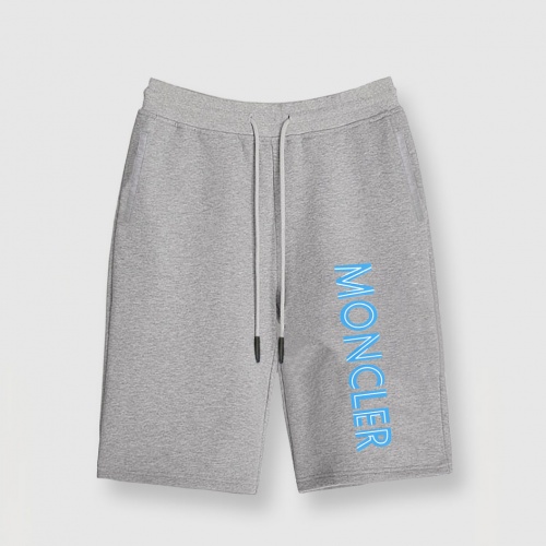 Moncler Pants For Men #984718