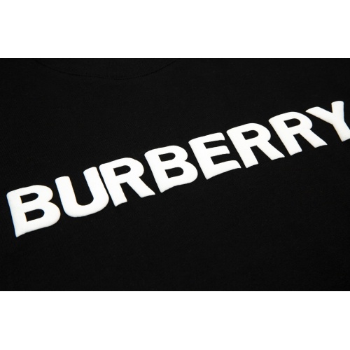 Replica Burberry T-Shirts Short Sleeved For Unisex #984815 $40.00 USD for Wholesale