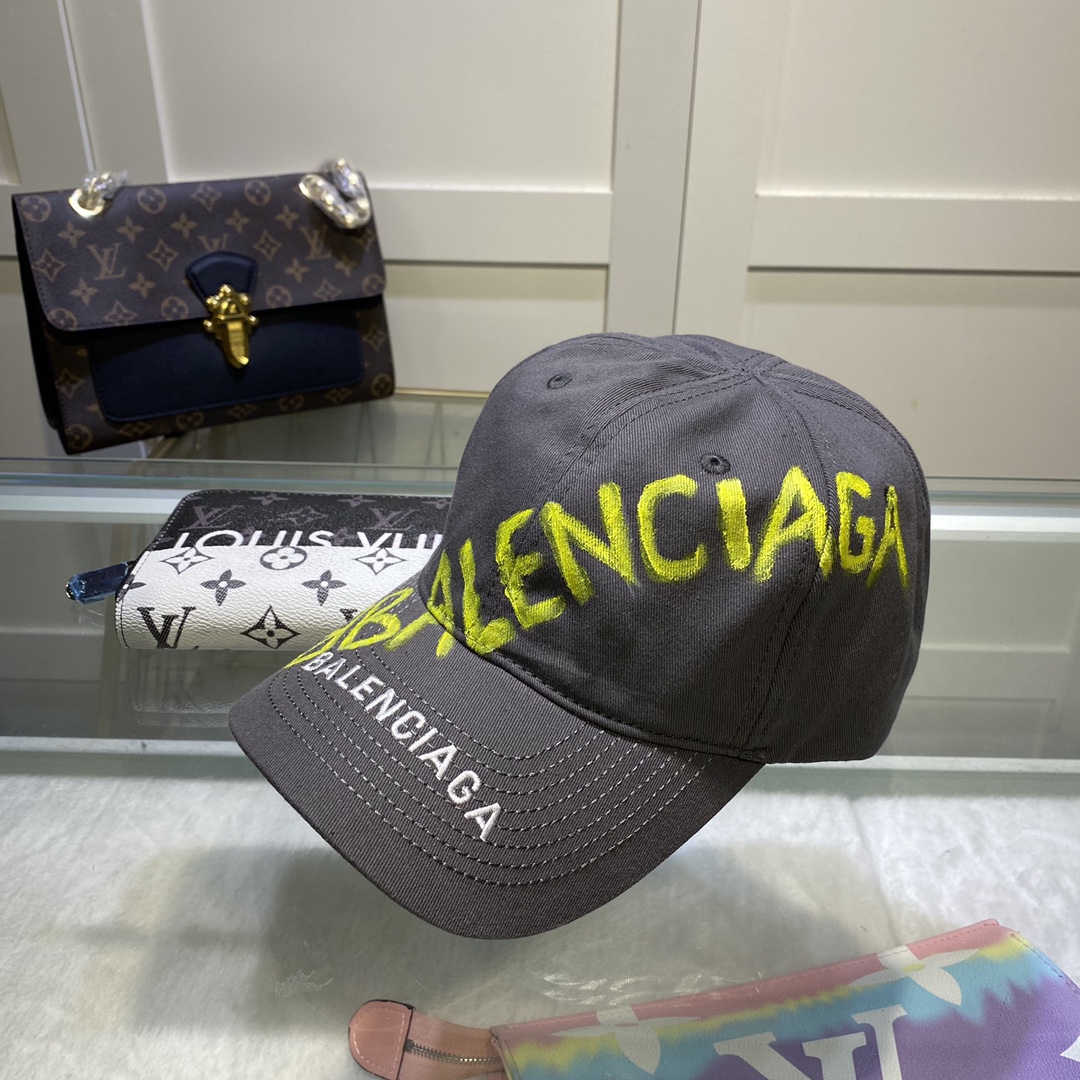 replica balenciaga cap