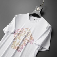 $36.00 USD Versace T-Shirts Short Sleeved For Men #974303