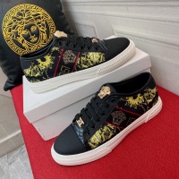 $72.00 USD Versace Casual Shoes For Men #974618