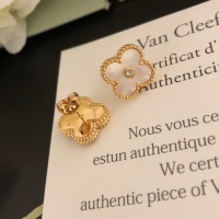 $29.00 USD Van Cleef & Arpels Earrings For Women #975538