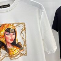 $45.00 USD Versace T-Shirts Short Sleeved For Unisex #976218