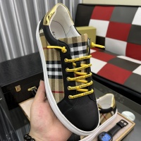$72.00 USD Burberry Casual Shoes For Men #976478