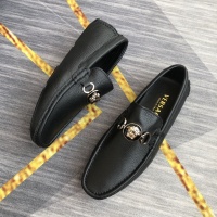 $98.00 USD Versace Leather Shoes For Men #976569
