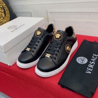 $72.00 USD Versace Casual Shoes For Men #976620
