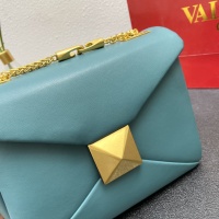 $108.00 USD Valentino AAA Quality Messenger Bags For Women #976887