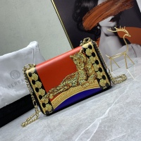 $135.00 USD Versace AAA Quality Messenger Bags For Women #976998
