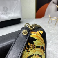 $135.00 USD Versace AAA Quality Messenger Bags For Women #977005