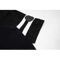 $45.00 USD Moncler T-Shirts Short Sleeved For Men #977736