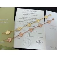 $38.00 USD Van Cleef & Arpels Bracelets For Women #977797