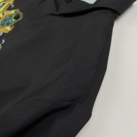 $45.00 USD Versace Shirts Short Sleeved For Men #977815
