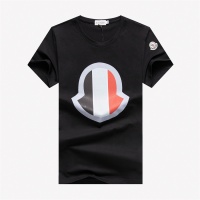 $25.00 USD Moncler T-Shirts Short Sleeved For Men #979809