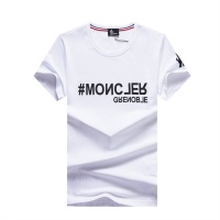 $25.00 USD Moncler T-Shirts Short Sleeved For Men #979842