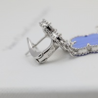 $48.00 USD Van Cleef & Arpels Earrings For Women #980406