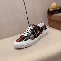 $72.00 USD Burberry Casual Shoes For Men #980821