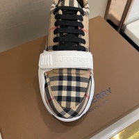 $76.00 USD Burberry Casual Shoes For Men #982246