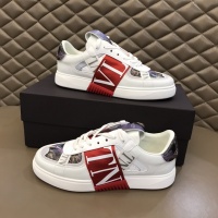 $82.00 USD Valentino Casual Shoes For Men #982324