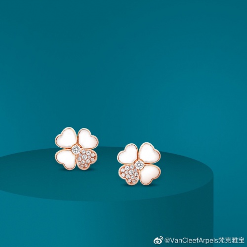 Replica Van Cleef & Arpels Earrings For Women #984925 $40.00 USD for Wholesale