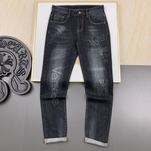 Versace Jeans For Men #984993 $64.00 USD, Wholesale Replica Versace Jeans