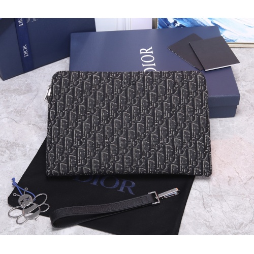 Christian Dior AAA Man Wallets #985112