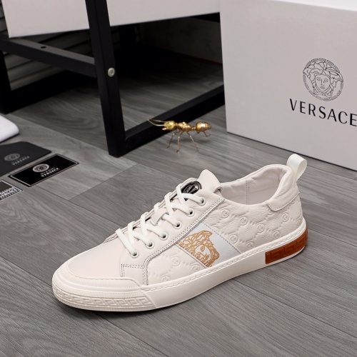 Replica Versace Casual Shoes For Men #985486 $72.00 USD for Wholesale