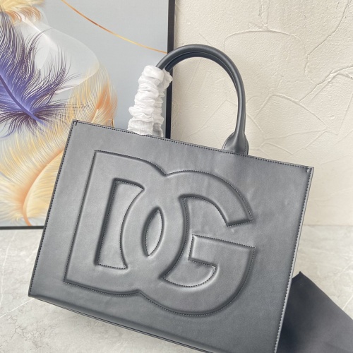 Dolce & Gabbana AAA Quality Handbags For Women #985521