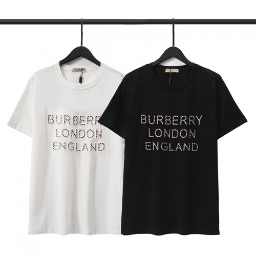 Replica Burberry T-Shirts Short Sleeved For Unisex #985552 $32.00 USD for Wholesale