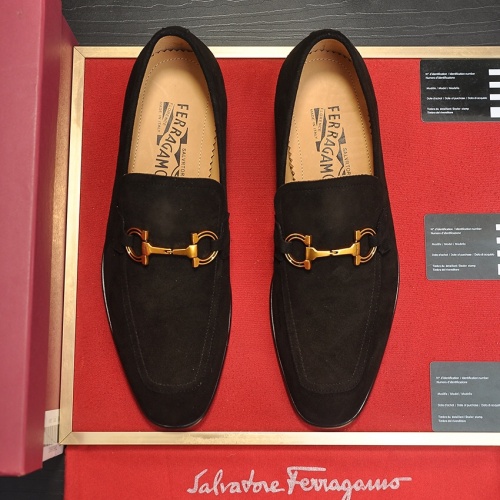 Replica Ferragamo Leather Shoes For Men #985626 $92.00 USD for Wholesale