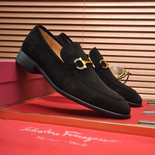 Replica Ferragamo Leather Shoes For Men #985626 $92.00 USD for Wholesale