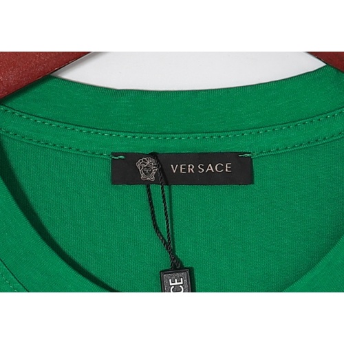 Replica Versace T-Shirts Short Sleeved For Unisex #985919 $27.00 USD for Wholesale