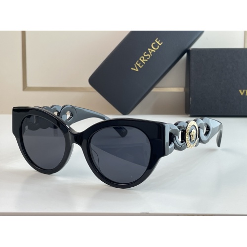 $56.00 USD Versace AAA Quality Sunglasses #986579