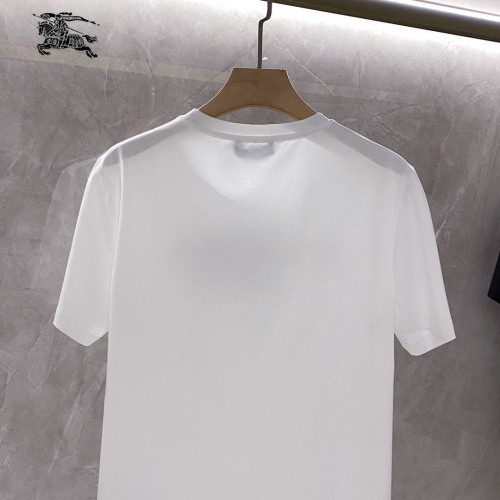 Replica Burberry T-Shirts Short Sleeved For Unisex #986853 $25.00 USD for Wholesale