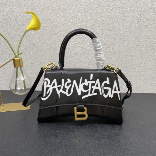 Balenciaga AAA Quality Messenger Bags For Women #987557